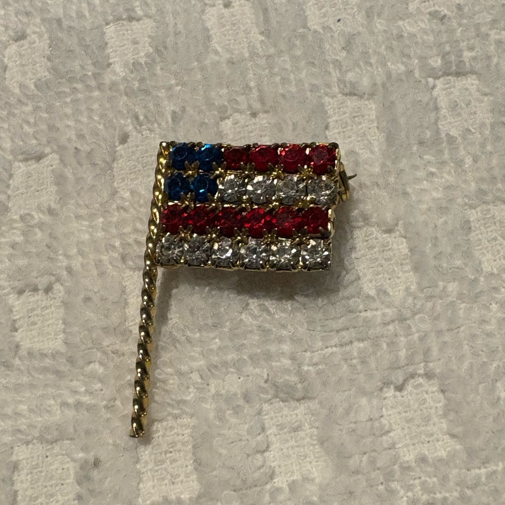Patriotic Flag Brooch with Crystals